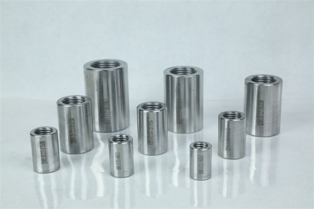 通道直螺纹钢筋套筒加工和验收的方法